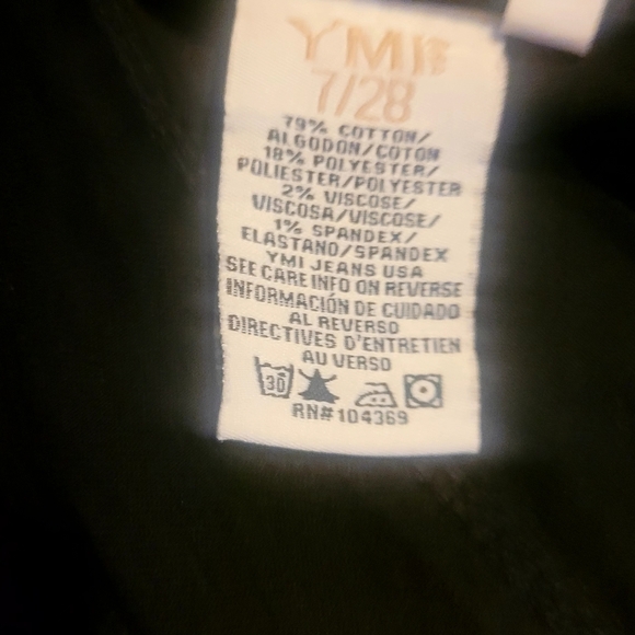 YMI Classic Midrise Ankle/skinny Jeans In Black. Size 7/8 Fits More Like A 5/6 - Picture 10 of 11